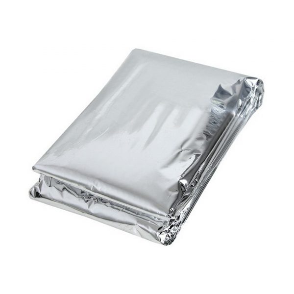 325248 BCB Emergency poncho CL202 <h3 data-start="0" data-end="65"><strong data-start="4" data-end="57">BCB Emergency Poncho CL202 – Compact & Waterdicht</strong> ️</h3> <p data-start="67" data-end="360">De <strong data-start="70" data-end="100">BCB Emergency Poncho CL202</strong> is een <strong data-start="108" data-end="147">lichtgewicht en compacte noodponcho</strong>, ideaal om altijd bij je te hebben voor onverwachte weersomstandigheden. Of je nu aan het <strong data-start="238" data-end="280">hiken, kamperen, fietsen of autorijden</strong> bent, deze poncho biedt snelle en effectieve bescherming tegen regen en wind.</p> <p data-start="362" data-end="598">Dankzij de <strong data-start="373" data-end="396">ingebouwde capuchon</strong> blijft niet alleen je lichaam droog, maar behoud je ook beter je lichaamswarmte in koude omstandigheden. De <strong data-start="505" data-end="523">pullover-stijl</strong> zorgt voor optimale bescherming zonder je bewegingsvrijheid te beperken.</p>