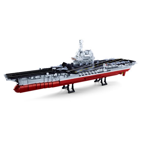 413324 Sluban Aircraft carrier M38 B0698 16152 <big>Sluban is hét merk met leger gerelateerde bouwsets. Sluban is een van de weinige aanbieders van bouwstenen die legerartikelen in haar assortiment heeft. Het voordeel van Sluban is dat het ook compatibel is met andere grote bouwsteenmerken, je hoeft je dus geen zorgen te maken dat sluban niet past op je andere bouwsteenmerken.</big> <big><strong>Inhoud set:</strong> Aantal minifiguren: 0 Aantal blokjes: 1728 Doosafmeting (BxHxD): 80,5 x 38 x 9 cm Moeilijkheidsgraad: moeilijk (vanaf 10 jaar)</big>