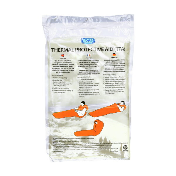 313236 BCB Thermal protective aid MF206D De <strong>BCB Thermal Protective Aid</strong> is speciaal ontworpen voor situaties waarin verlies van lichaamswarmte een bedreiging vormt. Dit compacte en lichtgewicht hulpmiddel biedt cruciale bescherming bij onderkoeling of kan worden gebruikt als extra noodhoes over een slaapzak. Voorzien van een <strong>capuchon</strong> en <strong>ritssluiting</strong>, biedt deze beschermhoes optimale isolatie. Met een opgevouwen formaat van <strong>20 x 30 cm</strong> en een gewicht van slechts <strong>270 g</strong>, is het gemakkelijk mee te nemen in nooduitrustingen. Gemaakt van <strong>PE-gecoat PP Non-woven</strong> materiaal, is het zowel duurzaam als effectief in extreme omstandigheden.