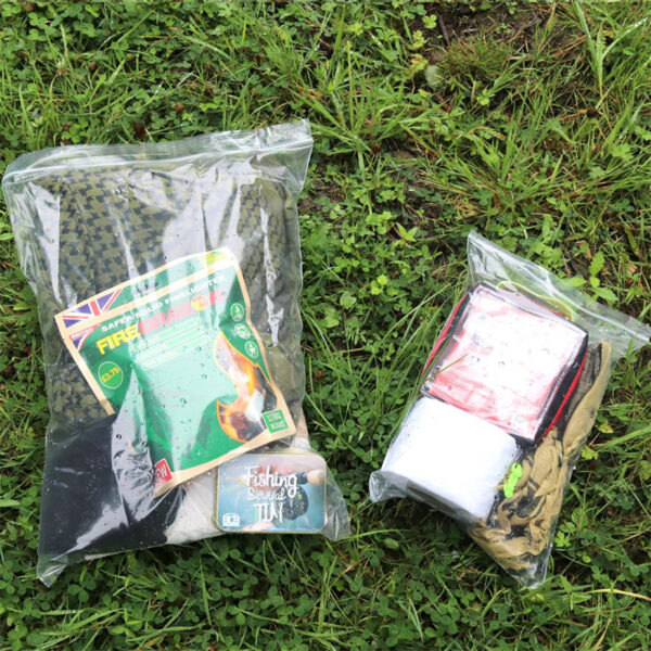 358170 BCB Snap seal bag CL0062 <h3 data-start="0" data-end="75"><strong data-start="4" data-end="73">BCB Snap Seal Bag CL006 – Waterdichte en Scheurvaste Opbergzakken</strong></h3> <p data-start="77" data-end="368">De <strong data-start="80" data-end="107">BCB Snap Seal Bag CL006</strong> is een sterke, doorzichtige <strong data-start="136" data-end="151">beschermzak</strong> die ideaal is voor het veilig opbergen van waardevolle items. Dankzij het <strong data-start="226" data-end="266">waterdichte en scheurvaste materiaal</strong> zijn deze zakken perfect voor outdooractiviteiten, survival, kamperen, reizen en dagelijks gebruik.</p> <p data-start="370" data-end="615">Of u nu documenten, elektronica, voedsel of andere spullen wilt beschermen tegen <strong data-start="451" data-end="474">vocht, vuil en stof</strong>, deze stevige zakken bieden <strong data-start="503" data-end="527">optimale bescherming</strong>. Bovendien kunnen ze, afhankelijk van het gebruik, meerdere keren worden hergebruikt.</p>