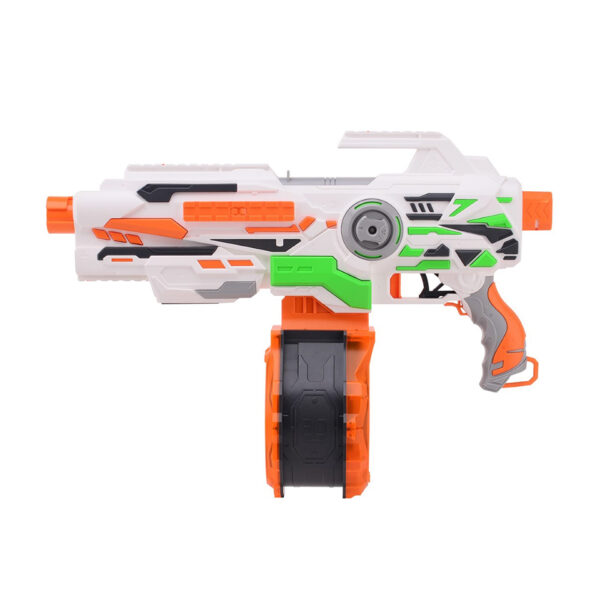 412541 Tack Pro scorpion max round clip met 40 pijlen 31026 Tack Pro shooter scorpion wordt geleverd met 40 foam darts. Deze shooter schiet de foam darts bijna 23 meter ver.