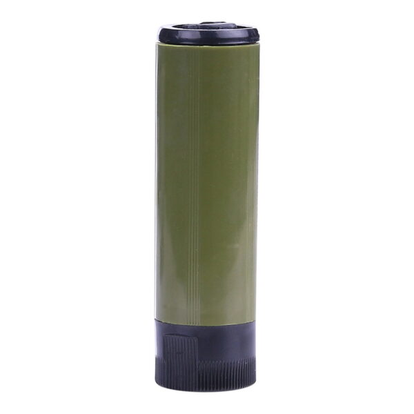 469461 BCB Twist razor CS6137 BCB Twist Razor CS613 - Robuust en Draagbaar De BCB Twist Razor CS613 is een uitstekende keuze voor wie op zoek is naar een stevig en draagbaar scheermes. Met zijn robuuste design en slimme functionaliteit is dit scheermes ideaal voor op vakantie of onderweg. Het handige ontwerp zorgt ervoor dat je met een simpele draai aan het handvat het scheermes tevoorschijn kunt halen. Geen gedoe meer met losse onderdelen of beschermkappen. Je kunt direct beginnen met scheren, waar je ook bent. De BCB Twist Razor CS613 wordt geleverd met vier repliceerbare mesjes, wat betekent dat je lang kunt genieten van een scherpe scheerbeurt. De dubbele bladen zorgen voor een glad resultaat. Met afmetingen van 8 cm x 2 cm (gevouwen) en 11 cm x 2 cm (geopend) is dit scheermes compact en gemakkelijk mee te nemen in je toilettas of bagage. Het duurzame en lichtgewicht ontwerp maakt het een betrouwbare metgezel voor al je reizen. Maak je vakantie-uitrusting compleet met de BCB Twist Razor CS613 - het perfecte scheermes voor onderweg. Bestel nu en ervaar het gemak en de kwaliteit van dit robuuste en draagbare scheermes! <big><strong>Functies</strong></big> <ul> <li><big>Vier repliceerbare mesjes inbegrepen.</big></li> <li><big>Dubbele bladen</big></li> <li><big>Duurzaam en lichtgewicht</big></li> </ul> <big><strong>Afmeting gevouwen:</strong> 8cm x 2cm (3 x 1”) <strong>Afmeting geopend:</strong> 11 x 2cm</big>