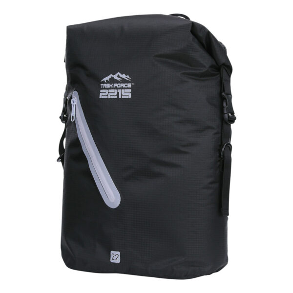 351740 TF 2215 Beavertrail Drybag 22L9 <big>De TF-2215 Beavertrail drybag Zwart/Grijs is een waterdichte rugzak welke zich kenmerkt door zijn lichtgewicht ontwerp. Deze rugzak is gemaakt van sterk PU ripstop materiaal en kan je opvouwen tot een klein pakketje, ideaal voor onderweg dus.</big> Stop deze tas bijvoorbeeld in je koffer, dashboardkasje van je auto of een andere plek waar je hem snel kunt pakken. Zo heb je altijd een waterdichte rugzak bij de hand. Geschikt als daypack voor alledaags gebruik of voor uitdagende outdoor activiteiten waarbij water een rol speelt. De inhoud van de tas blijft netjes droog dankzij het waterdichte PU materiaal en het functionele sluitsysteem. <strong>Eigenschappen:</strong> <ul> <li><big>Tot zeer compact opvouwbaar</big></li> <li><big>Zeer lichtgewicht ontwerp</big></li> <li><big>Waterproof YKK zipper voorvak</big></li> <li><big>Sterke ITW buckles</big></li> <li><big>Handig voor onderweg/op reis</big></li> <li><big>Ergonomische schouderriemen met schuimvulling</big></li> <li><big>Handig sluitsysteem om de tas waterdicht te maken</big></li> </ul> <big><strong>Afmetingen:</strong> 44 x 27 x 19 cm (gesloten rugzak) <strong>Inhoud:</strong> 22 liter</big> <strong>Waterdichtheid:</strong> Bestand tegen spatwater en kortstondig onderdompelen. Geschikt voor outdoor activiteiten als Motorrijden, Kajakken, Raften, Varen, Wandelen, Kamperen, Vissen, Wintersport, Kanoën etc. <strong>Sluitsysteem:</strong> Om een goede waterdichtheid te verzekeren: Sluit de opening van de tas en rol deze 2 tot 3 keer om, bevestig hierna de buckle sluiting. <strong><em>Let op! Het is niet de bedoeling dat de tas met opzet onderwater wordt gehouden. Niet geschikt om mee te duiken etc</em></strong> <table class="table table-striped"> <tbody> <tr> <td>Materiaal</td> <td>100% PVC</td> </tr> </tbody> </table> https://youtu.be/S2xPhELOmUs