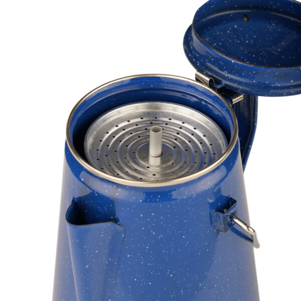 311045 Emaille koffie percolator1 <strong>Emaille Koffie Percolator – 2 Liter – Blauw</strong> De <strong>Fosco Emaille Koffie Percolator</strong> is de perfecte keuze voor liefhebbers van koffie en thee, zowel thuis als in de buitenlucht. Met een stevige geëmailleerde stalen constructie en een inhoud van <strong>2 liter</strong> (goed voor 8-10 kopjes), is deze percolator ideaal voor avonturiers, kampeerders en koffieliefhebbers. Of je nu een kopje koffie wilt bereiden op een <strong>barbecue, kampvuur</strong>, of gewoon op je <strong>kookplaat</strong>, deze veelzijdige percolator doet het allemaal met gemak.