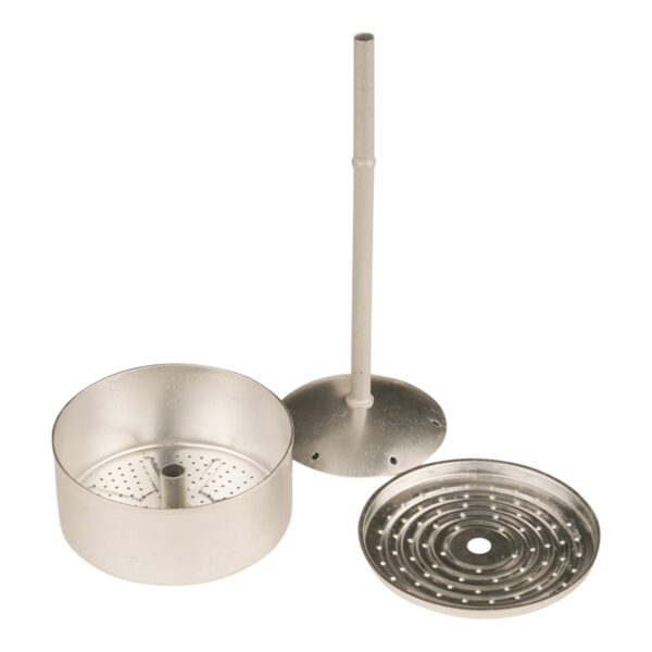 311045 Emaille koffie percolator2 <strong>Emaille Koffie Percolator – 2 Liter – Blauw</strong> De <strong>Fosco Emaille Koffie Percolator</strong> is de perfecte keuze voor liefhebbers van koffie en thee, zowel thuis als in de buitenlucht. Met een stevige geëmailleerde stalen constructie en een inhoud van <strong>2 liter</strong> (goed voor 8-10 kopjes), is deze percolator ideaal voor avonturiers, kampeerders en koffieliefhebbers. Of je nu een kopje koffie wilt bereiden op een <strong>barbecue, kampvuur</strong>, of gewoon op je <strong>kookplaat</strong>, deze veelzijdige percolator doet het allemaal met gemak.