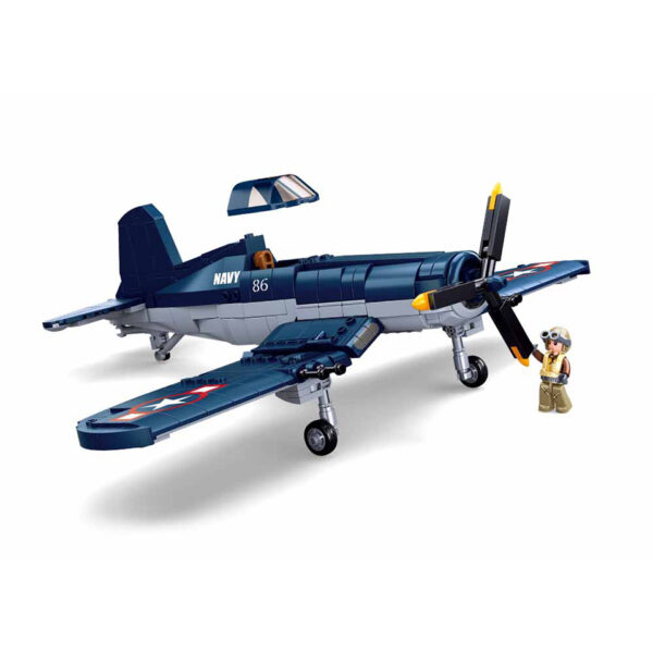 413335 Sluban WWII F4U Fighter M38 B1109 161261 <big>Sluban is hét merk met leger gerelateerde bouwsets. Sluban is een van de weinige aanbieders van bouwstenen die legerartikelen in haar assortiment heeft. Het voordeel van Sluban is dat het ook compatibel is met andere grote bouwsteenmerken, je hoeft je dus geen zorgen te maken dat sluban niet past op je andere bouwsteenmerken.</big> <big><strong>Inhoud set:</strong> Aantal minifiguren: 1 Aantal blokjes: 550 Doosafmeting (BxHxD): 47,5 x 28,5 x 6,7 cm Moeilijkheidsgraad: gemiddeld (vanaf 8 jaar)</big>