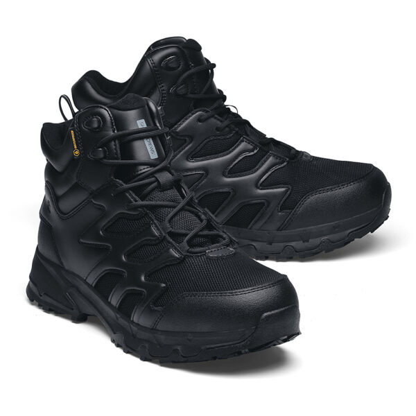 231301 SFC Carrig Mid Boots Goede schoenen zijn essentieel voor lange diensturen en tactische activiteiten, zoals hikes, trektochten, militaire operaties, politiewerk en beveiligingswerk. De Carrig Mid is een multifunctionele tactical/outdoor schoen die geschikt is voor meerdere werkvelden en biedt veel comfort dankzij de EVA-middenzool die perfecte demping biedt. De Carrig Mid heeft een unieke antislip zool waar SFC bekend om staat, met een groot oppervlak dat zorgt voor een betere slipweerstand op verschillende ondergronden. De gepatenteerde EVA tussenzool biedt een unieke demping bij het lopen en staan, en maakt de schoenen geschikt voor langdurig gebruik. Belangrijke kenmerken van de Carrig Mid zijn de uitneembare dempende binnenzool, de metaalvrije constructie, de warmte- en koude-isolatie, de Spillguard-technologie die de schoen beschermt tegen chemicaliën en vloeistoffen, en de SFC anti-slip zool met TripGuard-technologie die optimale grip biedt op snel wisselende ondergronden. De duurzame combinatie van mesh en leder maakt de schoen waterdicht. De Carrig Mid is CE-gecertificeerd volgens EN ISO 20347:2012 standaarden en is daarmee een ideale uniformschoen voor verschillende werkvelden. Raadpleeg de spec/tech sheet voor meer informatie. <a title="Maattabel" href="https://dump.dev.newagents.nl/wp-content/uploads/2023/01/231301-SFC-Carrig-Mid-Boots22.pdf" target="_blank" rel="noopener noreferrer"><button><span style="color: #ef471f; font-size: medium;"><strong>Spec/Tech sheet</strong></span></button></a>