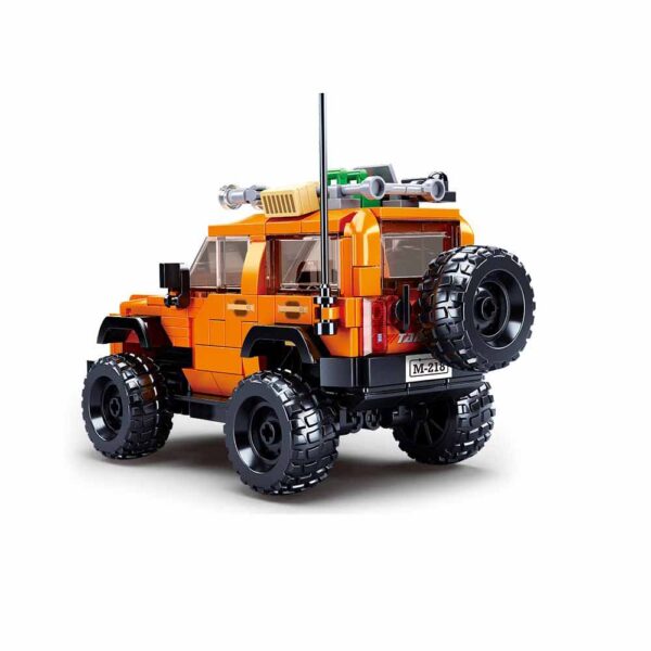 413341 Sluban American SUV Bronx M38 B1013 161291 Sluban American SUV Bronx M38-B1013 #16129 - Leger Bouwset Stap in de wereld van militaire bouwavonturen met de Sluban American SUV Bronx M38-B1013 #16129. Sluban is hét merk dat zich onderscheidt door leger gerelateerde bouwsets van hoge kwaliteit aan te bieden. Met deze set kunnen kinderen hun creativiteit en bouwvaardigheden ontwikkelen terwijl ze een stoere militaire SUV bouwen. De set bevat 1 gedetailleerde minifiguur die klaar staat voor spannende missies. Met 317 blokjes kunnen kinderen een realistische SUV creëren die geschikt is voor allerlei militaire scenario's. Sluban staat bekend om zijn compatibiliteit met andere grote bouwsteenmerken, dus je kunt deze set combineren met je andere bouwstenen zonder zorgen over pasvorm. De doosafmeting van de Sluban American SUV Bronx M38-B1013 #16129 is 38 x 23,7 x 6,7 cm, waardoor deze set een indrukwekkend eindresultaat oplevert. De moeilijkheidsgraad is gemiddeld, wat het ideaal maakt voor kinderen vanaf 8-12 jaar. Bestel nu en geef het perfecte cadeau voor bouwliefhebbers en legerfans. Laat hun verbeelding en bouwvaardigheden tot leven komen met de Sluban American SUV Bronx M38-B1013 #16129 - Leger Bouwset! <strong>Inhoud set:</strong> Aantal minifiguren: 1 Aantal blokjes: 317 Doosafmeting (BxHxD): 38 x 23,7 x 6,7 cm Moeilijkheidsgraad: gemiddeld (vanaf 8-12 jaar)