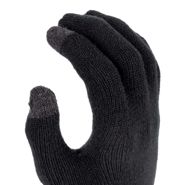 221211 Lichtgewicht handschoen touch1 De Lichtgewicht Handschoen Touch is de perfecte metgezel voor moderne avonturiers die altijd verbonden willen blijven, zelfs in koud weer. Wat deze handschoenen zo speciaal maakt, is dat de vingertoppen zijn ontworpen voor naadloze interactie met smartphones en tablets met touchscreen. Geen gedoe meer met het uittrekken van je handschoenen om je apparaat te bedienen - deze handschoenen laten je jouw technologie volledig benutten. Gemaakt van hoogwaardig 100% acrylic, zijn deze handschoenen dun en lichtgewicht, waardoor ze ideaal zijn voor dagelijks gebruik. Ze zijn ontworpen met geleidende vezels in de vingertoppen, zodat je moeiteloos kunt scrollen, tikken en swipen op je touchscreen-apparaten zonder dat je handen koud worden. De geribbelde manchet zorgt voor een goede pasvorm en voorkomt dat de handschoenen afglijden, zelfs tijdens actieve bezigheden. Verkrijgbaar in de klassieke kleur zwart en in verschillende maten (S/M-L/XL), zorgen deze handschoenen ervoor dat je stijlvol en comfortabel blijft, ongeacht de weersomstandigheden. Blijf verbonden en bescherm je handen tegen de kou met de Lichtgewicht Handschoen Touch - de perfecte combinatie van functionaliteit en comfort.
