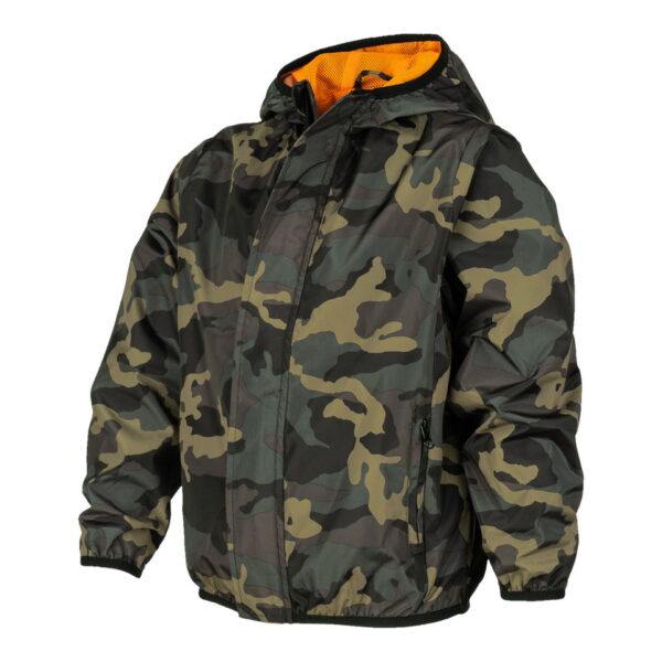 129458 Kinder windjack camo1 Houd je kleintje stijlvol en beschermd met het Kinder Windjack in camo-design. Gemaakt van duurzaam 100% polyester, biedt dit zomerse jack wind- en waterafstotende eigenschappen. De ademende mesh voering aan de binnenzijde zorgt voor comfort, terwijl de capuchon met elastiek, stormflap, robuuste ritssluiting en elastische onderboord en manchetten praktische details toevoegen. De twee steekzakken met ritssluiting maken dit windjack zowel trendy als functioneel.