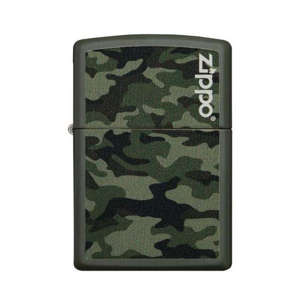 Zippo camo De originele Zippo camo aansteker is een must-have voor outdoorliefhebbers en verzamelaars. Met zijn iconische camouflagepatroon biedt deze aansteker niet alleen een stoer uiterlijk, maar ook de betrouwbare en duurzame kwaliteit die je van Zippo gewend bent. Ideaal voor kamperen, wandelen, en andere buitenactiviteiten. De windbestendige vlam zorgt ervoor dat je onder alle weersomstandigheden een vuurtje kunt maken, en de herbruikbare ontwerp maakt het een milieuvriendelijke keuze. &nbsp;