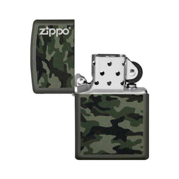 Zippo camo3 De originele Zippo camo aansteker is een must-have voor outdoorliefhebbers en verzamelaars. Met zijn iconische camouflagepatroon biedt deze aansteker niet alleen een stoer uiterlijk, maar ook de betrouwbare en duurzame kwaliteit die je van Zippo gewend bent. Ideaal voor kamperen, wandelen, en andere buitenactiviteiten. De windbestendige vlam zorgt ervoor dat je onder alle weersomstandigheden een vuurtje kunt maken, en de herbruikbare ontwerp maakt het een milieuvriendelijke keuze. &nbsp;