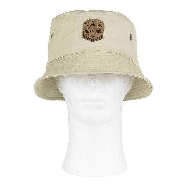 Bucket hat4 Maak kennis met onze lichtgewicht bucket hat, de perfecte metgezel voor elke buitenactiviteit. Gemaakt van 100% katoen, combineert deze hoed duurzaamheid met comfort. Het strakke design en de ventilatie-openingen zorgen voor een stijlvol en ademend hoofddeksel dat je hoofd effectief beschermt tegen de zon. Deze bucket hat is ideaal voor zowel ontspannende wandelingen als avontuurlijke ontdekkingstochten. Het lichte materiaal en het praktische ontwerp maken het een onmisbare accessoire voor iedereen die graag tijd buiten doorbrengt.