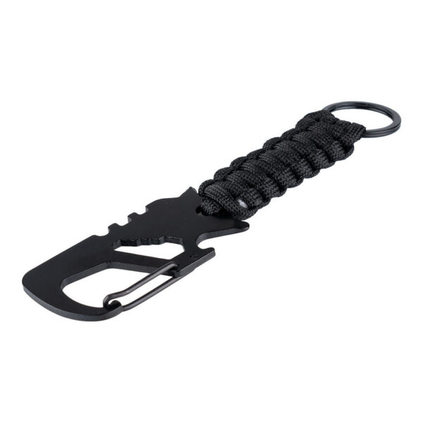 Multifunctionele karabijnhaak keychain JYFPB216 De multifunctionele karabijnhaak sleutelhanger JYFPB21 is de perfecte metgezel voor zowel dagelijks gebruik als avontuurlijke uitjes. Dit veelzijdige gereedschap combineert meerdere functies in één compact ontwerp, waardoor het een onmisbaar accessoire is voor iedereen die van gemak en functionaliteit houdt. Met een lengte van 15 cm is de karabijnhaak groot genoeg om stevig en betrouwbaar te zijn, maar toch compact genoeg om gemakkelijk aan je sleutelbos, rugzak of riem te bevestigen. Het paracord touw, gemaakt van 100% nylon, biedt extra duurzaamheid en kan in noodsituaties gebruikt worden. Het hoogwaardige metaal van zowel de karabijnhaak als de sleutelhanger zorgt ervoor dat dit product jarenlang meegaat, zelfs bij intensief gebruik. De robuuste constructie en slimme ontwerp maken de JYFPB21 een veelzijdig en praktisch hulpmiddel.