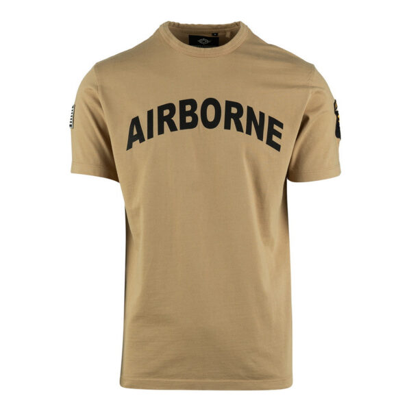 Premium T shirt 101st Airborne8 Het Premium 101st Airborne T-shirt combineert comfort, duurzaamheid en een unieke stijl. Gemaakt van 100% BCI-katoen, voelt dit T-shirt zacht aan en biedt het langdurig draagplezier. Door de garment dye behandeling krijgt het T-shirt een vintage uitstraling, waarbij subtiele kleur- en schaduwvariaties ontstaan. Dit maakt elk shirt uniek en geeft het een authentieke, doorleefde look. Het shirt is bovendien voorzien van geborduurde emblemen op de mouw, wat zorgt voor een stoere, militaire uitstraling met een washed effect. Met een kwaliteit van 240GSM is het T-shirt stevig en perfect voor dagelijks gebruik, terwijl het speciale verfproces zorgt voor een onderscheidend karakter. <a title="Maattabel" href="https://dump.dev.newagents.nl/wp-content/uploads/2024/08/Premium-T-shirt-101st-Airborne-Fostex-maattabel.png" target="_blank" rel="noopener noreferrer"><button><span style="color: #ef471f;font-size: medium"><strong>Maattabel</strong></span></button></a>