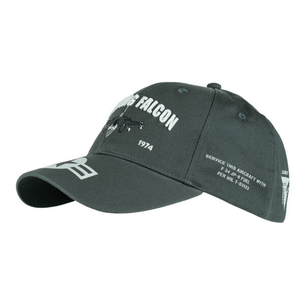 Baseball Cap F 16 Falcon Draag een stukje luchtvaartgeschiedenis met de <strong>Baseball Cap F-16 Falcon</strong>. Deze stijlvolle pet is voorzien van een embleem van de iconische F-16 Fighting Falcon op de voorkant, samen met de tekst 'Fighting Falcon'. De F-16 is een eenmotorige, multifunctionele straaljager die sinds 1974 wereldwijd in gebruik is bij luchtmachten, bekend om zijn geavanceerde technologie en indrukwekkende prestaties. Deze cap is perfect voor luchtvaartliefhebbers en iedereen die een passie heeft voor de luchtmacht.