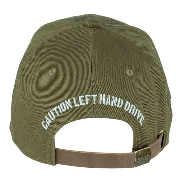 Baseball Cap Willys MB2 Breng een eerbetoon aan de rijke militaire geschiedenis met onze <strong>Baseball Cap Willy's MB</strong>. Deze cap is ontworpen voor de liefhebbers van klassieke voertuigen en patriottisme, en biedt een unieke manier om je passie te tonen.