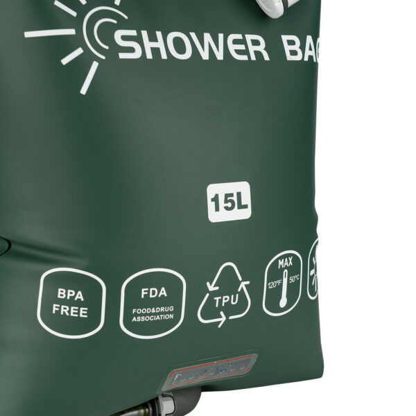 Camping douche Premium 15L TPU2 De <strong>Camping Douche Premium 15L TPU</strong> is de ideale oplossing voor outdoor-liefhebbers die tijdens hun kampeeravonturen willen genieten van een comfortabele, warme douche. Met een ruime inhoud van <strong>15 liter</strong> en eenvoudig op te warmen in de zon, heb je altijd warm water zonder stroom nodig. Deze robuuste campingdouche is gemaakt van <strong>BPA-vrij TPU-materiaal</strong> en kan temperaturen tot <strong>50°C</strong> aan, waardoor hij duurzaam en veilig in gebruik is.