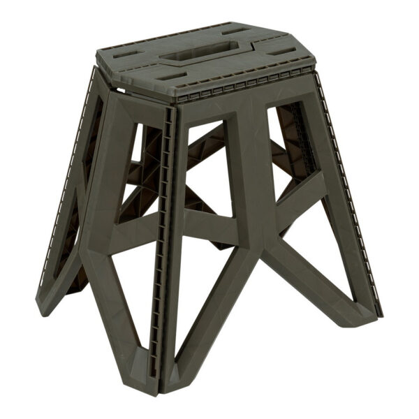 Opvouwbare outdoor kruk groot Maak kennis met onze <strong>grote opvouwbare outdoor kruk</strong>, de perfecte oplossing voor al je buitenactiviteiten en evenementen! Deze kruk is ontworpen met het oog op <strong>functionaliteit en comfort</strong>, waardoor hij ideaal is voor gebruik tijdens festivals, kamperen, vissen en andere buitenavonturen. Dankzij het handige handvat is deze kruk eenvoudig mee te nemen, zodat je hem altijd bij de hand hebt wanneer je een comfortabele zitplaats nodig hebt. Met een lichtgewicht ontwerp is de kruk niet alleen gemakkelijk te vervoeren, maar ook eenvoudig op te bergen. Wanneer de kruk is ingeklapt, heeft hij een hoogte van <strong>50 cm</strong> en een breedte van <strong>58 cm</strong>, waardoor hij compact genoeg is om in vrijwel elke ruimte te passen. Uitgeklapt biedt hij een zithoogte van <strong>39,5 cm</strong>, met een breedte van <strong>41 cm</strong> en een diepte van <strong>33 cm</strong>. Het zitoppervlak van <strong>29 cm x 20 cm</strong> biedt voldoende ruimte voor een comfortabele zitervaring. Met een maximale draagcapaciteit van <strong>100 kg</strong> is deze outdoor kruk stevig en betrouwbaar, waardoor je met een gerust hart kunt zitten, ongeacht de gelegenheid.