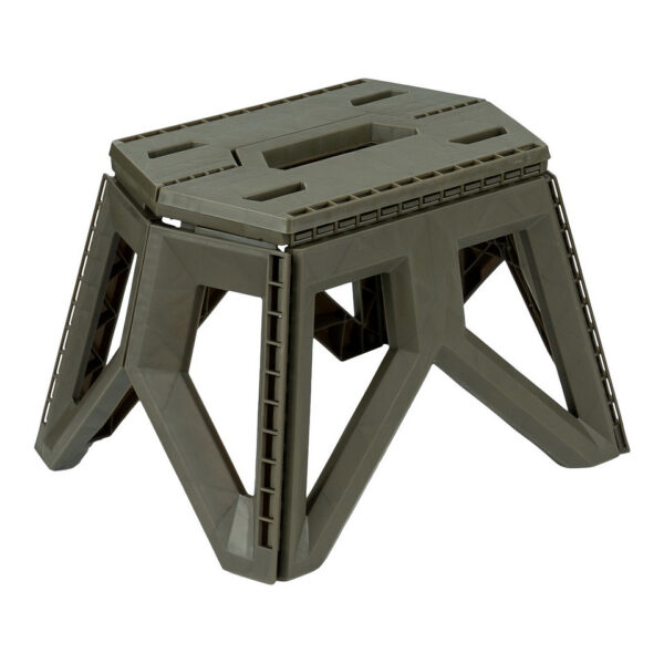 Opvouwbare outdoor kruk klein Ontdek onze <strong>handige opvouwbare outdoor kruk</strong>, de perfecte metgezel voor al je buitenavonturen! Of je nu gaat kamperen, vissen, picknicken of gewoon een dagje in de natuur doorbrengt, deze kruk biedt een comfortabele zitplek waar je ook gaat. Dankzij het slimme ontwerp is de kruk eenvoudig op te vouwen en mee te nemen, zodat je altijd een plek hebt om even uit te rusten. Met een gewicht van slechts <strong>740 gram</strong> is deze kruk lichtgewicht en gemakkelijk te vervoeren. Uitgevouwen heeft de kruk afmetingen van <strong>35 cm x 28 cm x 23,5 cm</strong>, wat zorgt voor een fijne zitervaring. Wanneer je de kruk opvouwt, heeft hij compacte afmetingen van <strong>49 cm x 33,5 cm x 6,5 cm</strong>, waardoor hij perfect past in je rugzak of koffer.