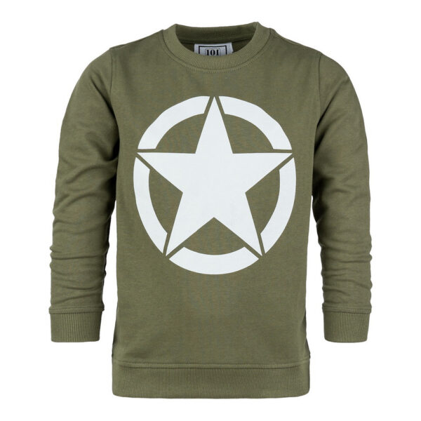 Kinder sweater U.S. Star <div class="colordesc"> Deze <strong>kinder sweater van U.S. Star</strong> is perfect voor jonge avonturiers die houden van comfort en stijl. De sweater, uitgevoerd in een stoere <strong>groene kleur</strong>, is gemaakt door het merk <strong>101 INC</strong> en straalt robuustheid uit. Ideaal voor zowel buiten spelen als ontspannen binnen, biedt deze sweater de warmte en het comfort die kinderen nodig hebben tijdens de koelere dagen. Dankzij het stevige materiaal kan deze trui tegen een stootje en blijft hij lang mooi, zelfs na veelvuldig dragen en wassen. De tijdloze kleur en eenvoudige stijl maken de sweater makkelijk te combineren met andere kledingstukken, waardoor het een veelzijdige aanvulling is op elke garderobe. <table border="1" cellspacing="1" cellpadding="1"> <tbody> <tr> <td><big><strong>SIZE</strong></big></td> <td><big><strong>AGE</strong></big></td> </tr> <tr> <td><big>92</big></td> <td><big>1,5 - 2 years</big></td> </tr> <tr> <td><big>98</big></td> <td><big>3 years</big></td> </tr> <tr> <td><big>104</big></td> <td><big>4 years</big></td> </tr> <tr> <td><big>116</big></td> <td><big>5 - 6 years</big></td> </tr> <tr> <td><big>128</big></td> <td><big>7 - 8 years</big></td> </tr> <tr> <td><big>140     </big></td> <td><big>9 - 10 years</big></td> </tr> </tbody> </table> </div> <div></div>